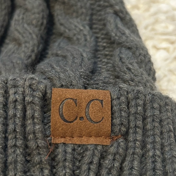 C.C Charcoal Lattice Crossover Stitch Pattern Beanie mom and baby - Picture 6 of 8